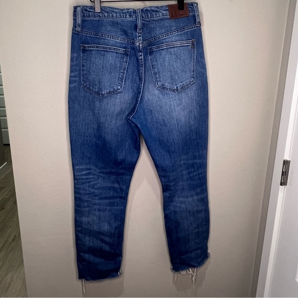 Madewell Jeans The High Rise Slim Boy Distressed Fray Hem Boyfriend Trend Casual - Picture 2 of 12